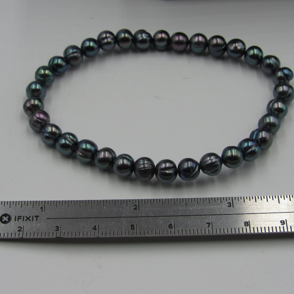 Dyed Pearl Expandable Bracelet Vintage Elegant - Picture 4 of 5